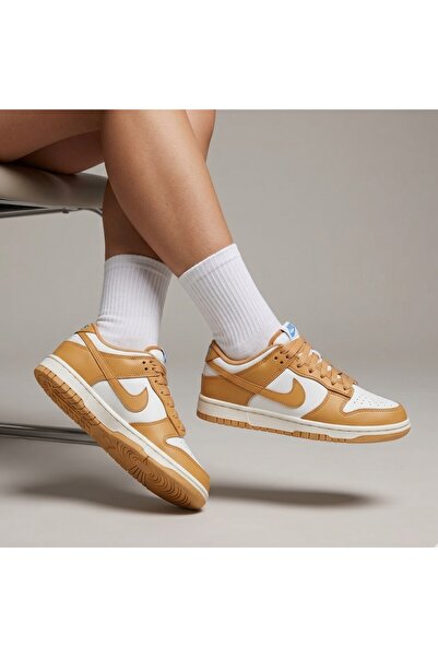 Nike Αθλητικά παπούτσια - Κίτρινο - Χαμηλό τακούνι (1-4 cm)