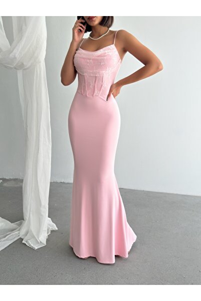 ADAMODA.RO Κομψό μακρύ φόρεμα από λύκρα