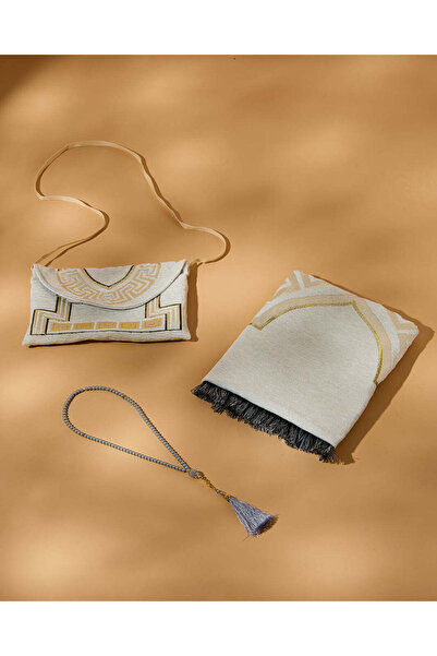 REDTAG Beige Travel Prayer Mat with Tasbih and Bag – 70 × 110 cm (3-Piece Set)