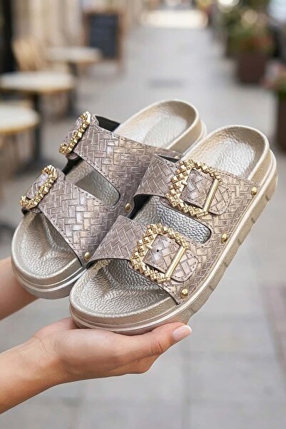 CARLA BELLA Γυναικείες παντόφλες Premium με χρυσή αγκράφα, κομψό σχέδιο, άνετ...