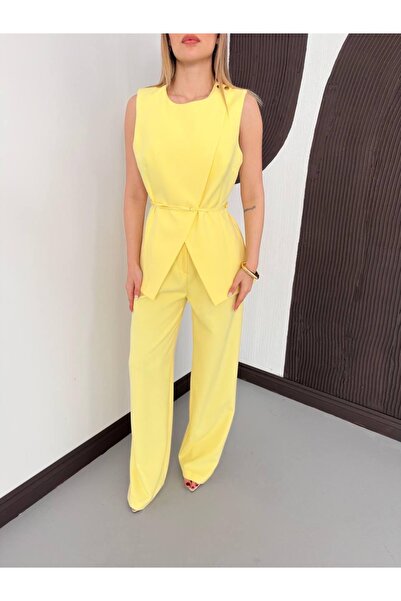 Ekim Store Ασύμμετρο κοστούμι δύο τεμαχίων με κουμπιά στον ώμο