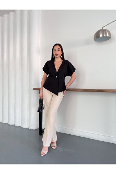 Nazline Women's Gold Buttoned Vest