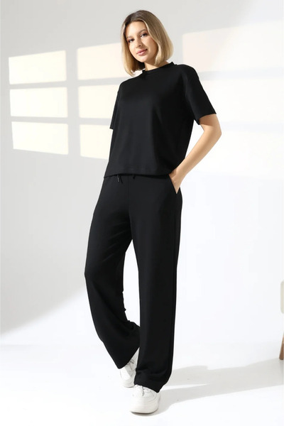 ubmbutik Set de damă - Tricou și pantaloni largi cu buzunare - Țesătură modal...