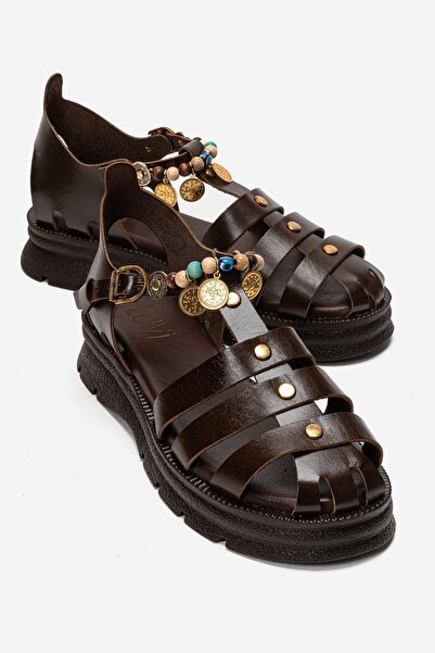 LuviShoes Γυναικεία σανδάλια SOLIS καφέ από γνήσιο δέρμα με χάντρες