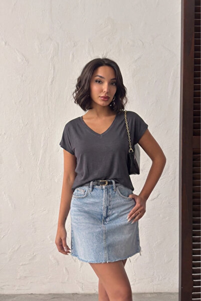 NEW JOURNAL Γυναικείο κοντό βασικό μπλουζάκι ανθρακί με λαιμόκοψη V NJ138