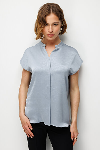 Ekol Kırışık Kumaşlı Hakim Yaka Bluz