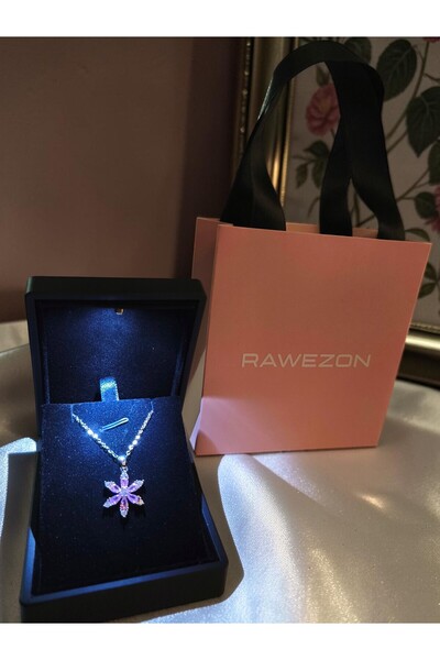 RAWEZON Işıklı Kutu Lotus Set-Çelik Pembe Lotus Kolye-Sevgiliye Hediye Arkada...