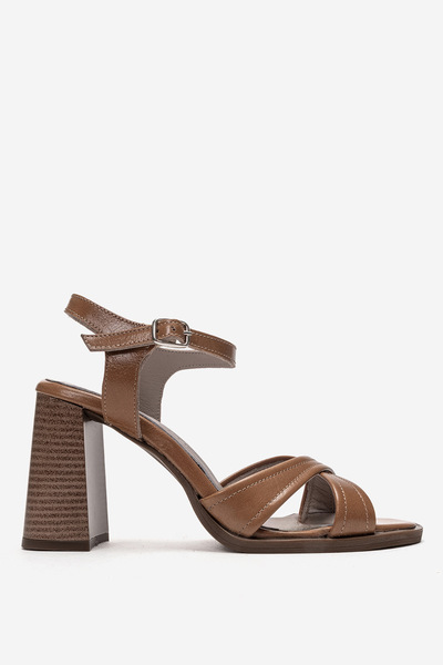 Dericlub Γυναικεία ψηλοτάκουνα πέδιλα με λουράκι στον αστράγαλο από γνήσιο δέ...