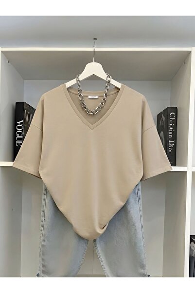 E-ROMA Μπλουζάκι με λαιμόκοψη V σε μεγάλο μέγεθος 2VQ4