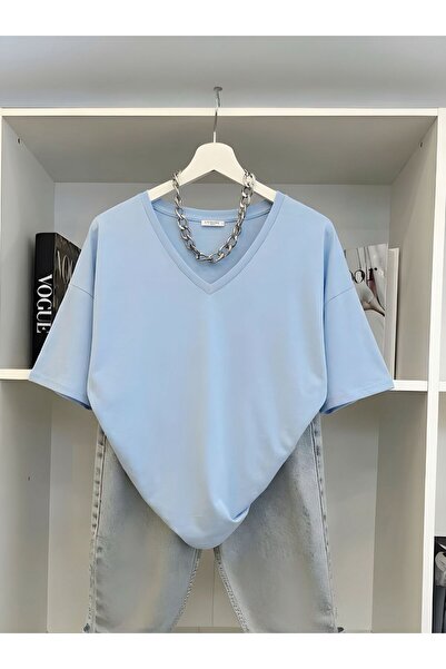 E-ROMA Μπλουζάκι με λαιμόκοψη V σε μεγάλο μέγεθος 2VQ4