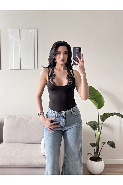 Zoom Butik Boyun Geçmeli Güpürlü Bodysuit - SİYAH