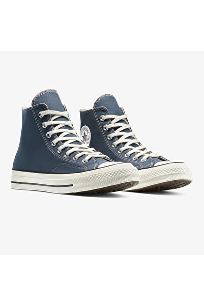 Converse Chuck 70: Şıklık ve Rahatlık Bir Arada 👟