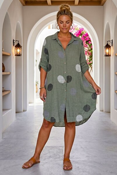 Chiccy Италианска рокля в цвят каки с яка на риза, с копчета, 3/4 ръкав, с кр...