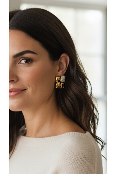 Bo Takı ve Aksesuar Zircon Stone Square Model Earrings 2.5 cm