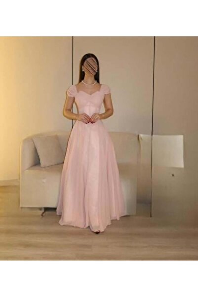 Mazoon Fashion Pink Evening Dress with Soft Feminine Cut
