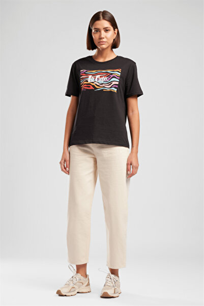 Lee Cooper Γυναικείο μπλουζάκι Zebrars Basic με στάμπα και λαιμόκοψη ποδηλάτο...