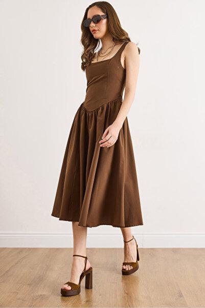 Olalook Γυναικείο καφέ υφαντό φόρεμα μίντι με λεπτομέρειες στην πλάτη ELB-190...