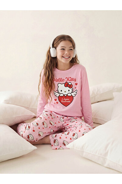LC Waikiki Crew Neck Hello Kitty Printed Girls' Pyjama Set
