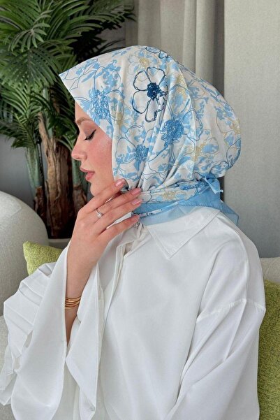 Şulemoda Giyim Дигитален шал с десен Лили, бебешко синьо