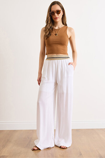 Olalook Γυναικείο λευκό παντελόνι με επένδυση μέχρι τη μέση και λεπτομέρεια σ...