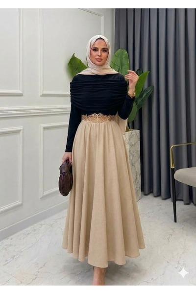 onlymoon Μαύρη μπλούζα υφασμάτινη με ντραπέ γιακά και μανίκια σε στυλ χιτζάμπ...