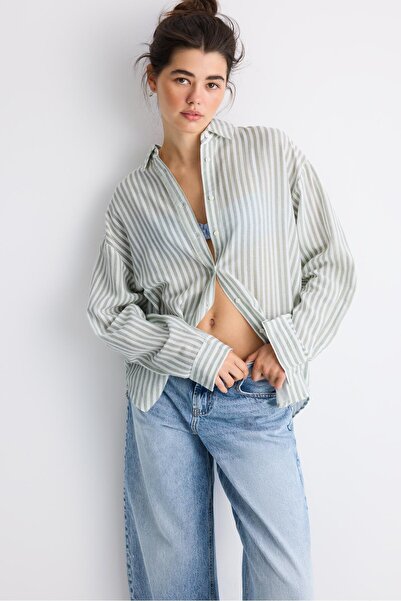 Stradivarius Linen-effect shirt