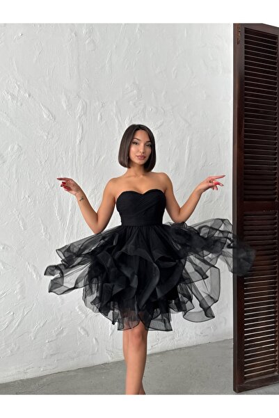 ADAMODA.RO Κομψό κοντό φόρεμα από τούλι με φουσκωτά μανίκια