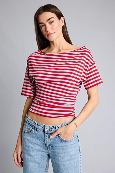 DeFacto Afra X Loose Fit Off-Shoulder T-Shirt H7187Ax26Sm