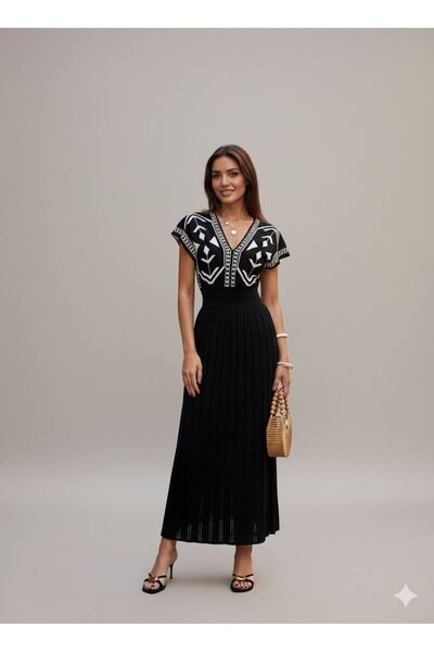 Sea Style Κομψό και άνετο πλεκτό μάξι φόρεμα