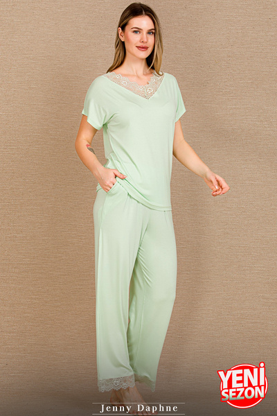 Jenny Daphne Γυναικείο σετ πιτζάμες από βαμβάκι με άνετη εφαρμογή, δαντέλα με...