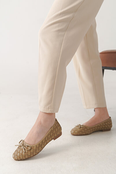 Women Lay-z Γυναικείες μπαλαρίνες σε μπεζ σουέντ χρώμα με πλεκτό σχέδιο από δ...