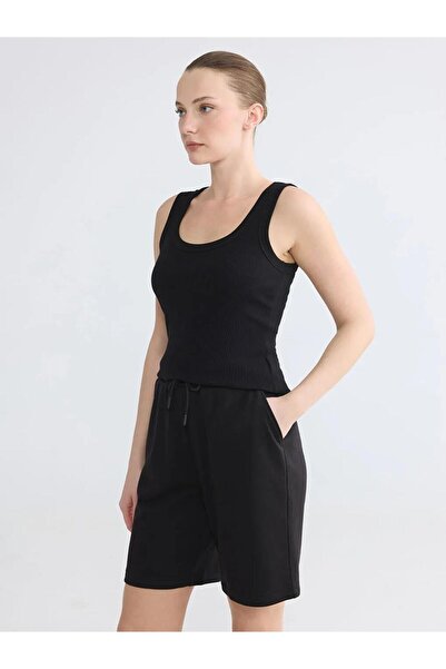 LC Waikiki Γυναικεία μπλούζα με λαιμόκοψη U (S6)