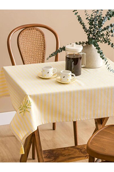 LC Waikiki Μικτό κεντημένο τραπεζομάντιλο με λουλούδια 90x90 εκ. (S6)