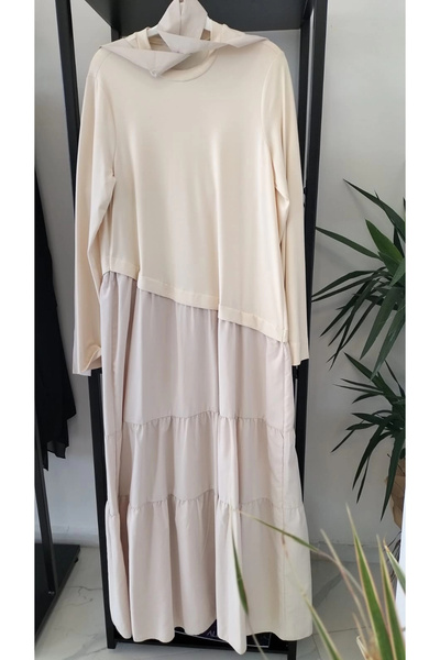 Nuss فستان من طبقتين لعام 2010