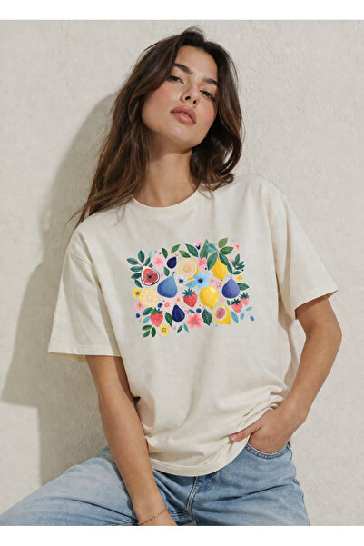 FREAK T-SHIRT Γυναικείο μπλουζάκι εκρού oversize – με μοντέρνα γραφική στάμπα...