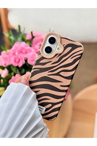 Go Aksesuar Iphone 16 Uyumlu Kaplama Zebra Tasarımlı Esnek Silikon Kılıf
