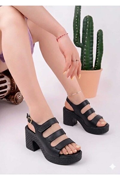 ds Dicle Stil Σανδάλια με τρεις λωρίδες βέλκρο και ψηλό τακούνι