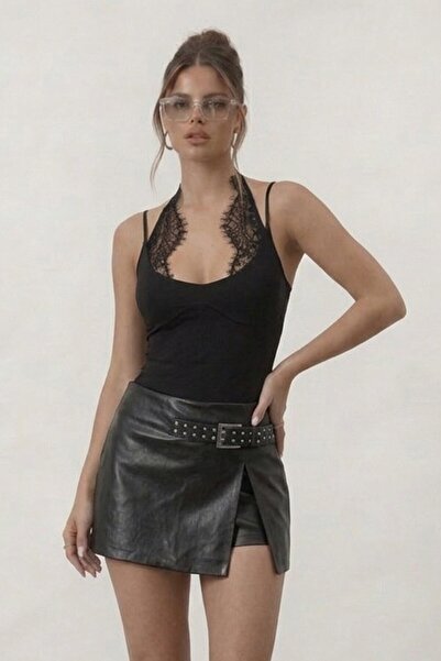 VAGGON Δαντελένιο κορμάκι με λουράκια και κουμπωτά κουμπώματα στο λαιμό