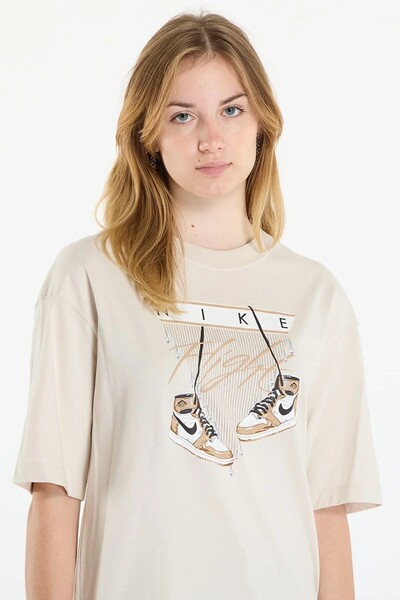 Nike Jordan Flight Women's Oversized T-Shirt Kadın Grafik Logo Pamuklu Tişört...