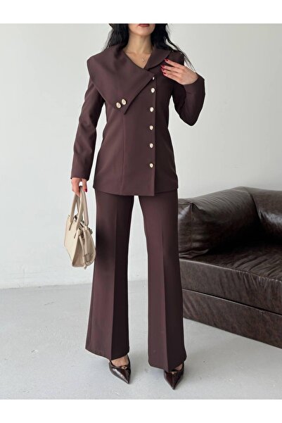 Ekim Store Σετ δύο τεμαχίων με σακάκι με χρυσά κουμπιά και παντελόνι με γιακά