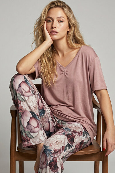 Siyah İnci Σετ πιτζάμες με σχέδιο βιζόν με λαιμόκοψη V και κοντό μανίκι από β...