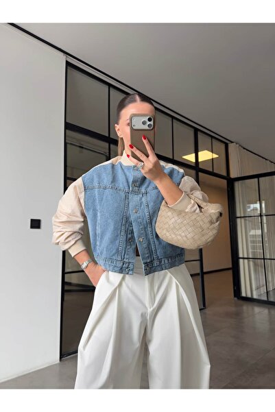 BB Bensu Buyruk Τζιν μπουφάν με λεπτομέρειες στυλ αλεξίπτωτου