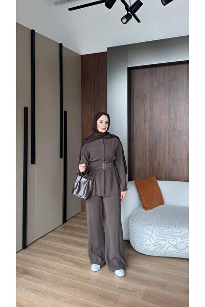 Butik Kemer Detaylı Pantolonlu Takım