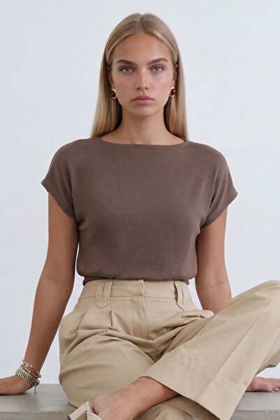 Trend Alaçatı Stili Καφέ μπλούζα με λαιμόκοψη και κορσάζ στη μέση Alc-X15474