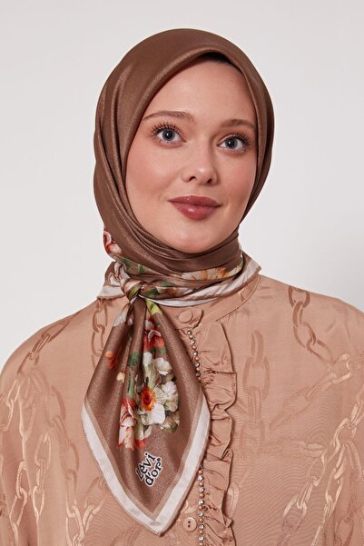 Levidor Λαμπερό κρυστάλλινο φουλάρι με κενό κέντρο και λουλούδια τριαντάφυλλα...