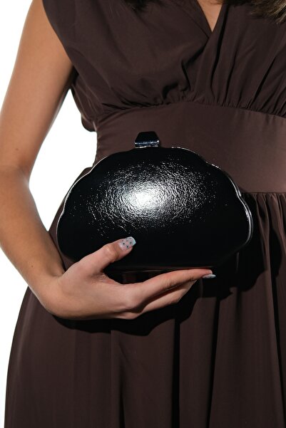 LuviShoes 513 Μαύρη δερμάτινη γυναικεία βραδινή τσάντα φορέματος