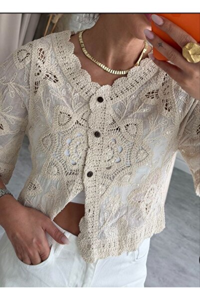 LOKADI Γυναικεία μπλούζα σε μπεζ μποέμικο στυλ με κεντημένη δαντέλα και πούλι...