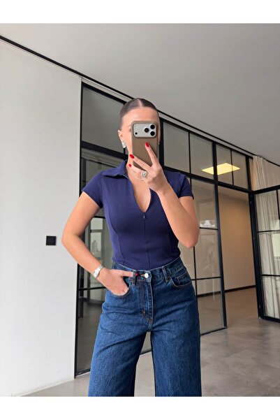 BB Bensu Buyruk Μπλουζάκι με γιακά πόλο και φερμουάρ, σκούρο μπλε