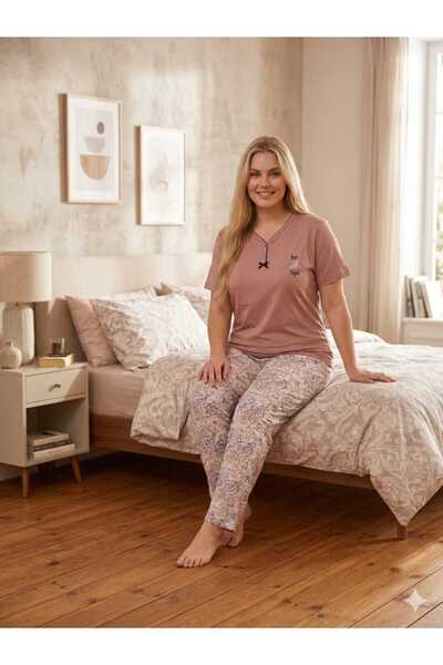 Asel Σετ πιτζάμες μεγάλου μεγέθους με κοντά μανίκια, από μαλακό χτενισμένο βα...