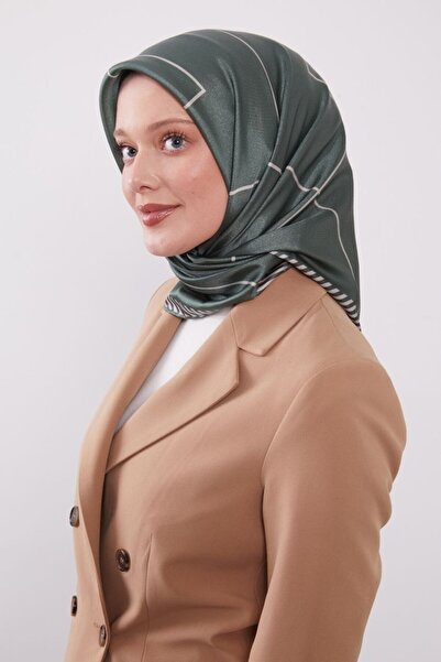 Levidor وشاح كريستالي لامع بنمط مخطط